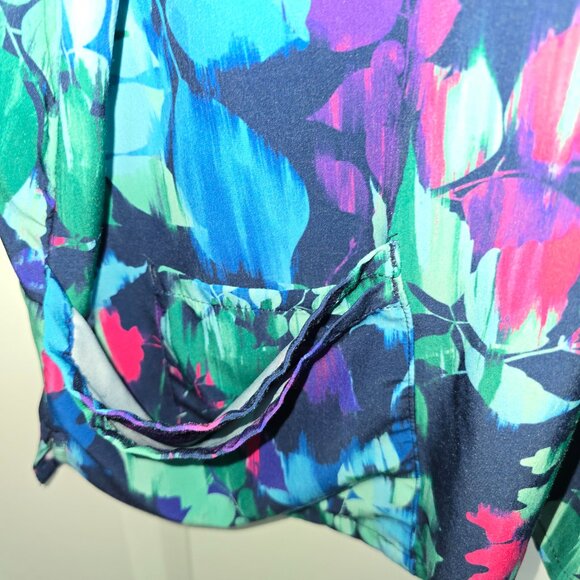 Easy Stretch Scrub Top Green Blue Pink Purple Leaves Size 3X Lace Up Front - Picture 3 of 6